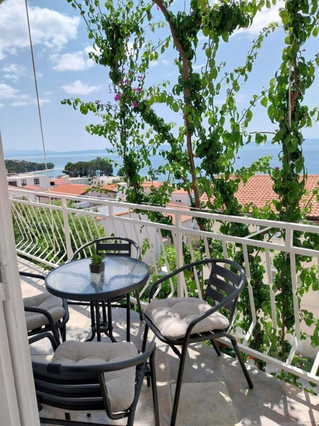 Apartments Josip Baska Voda Exterior photo
